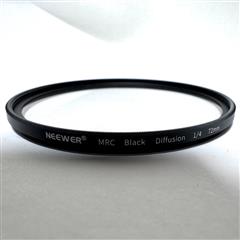 NEEWER 72mm Black Diffusion 1/4 Filter Soft Cinematic Effect Filter